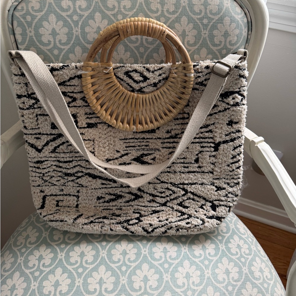 SOLD Stylish Beige and Black Woven Tote Bag